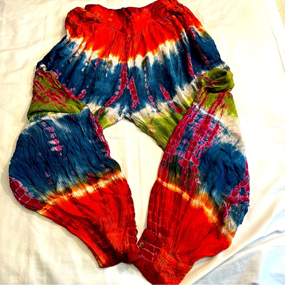 NWOT tie dye harem pants-medium? boho casual